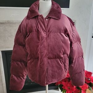 Abercrombie & Fitch Cropped Velvet Puffer Coat